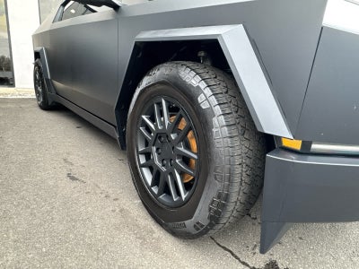 2025 Tesla Cybertruck Cyberbeast