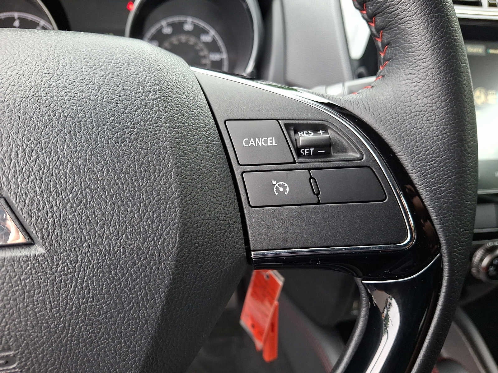 2025 Mitsubishi Outlander Sport LE