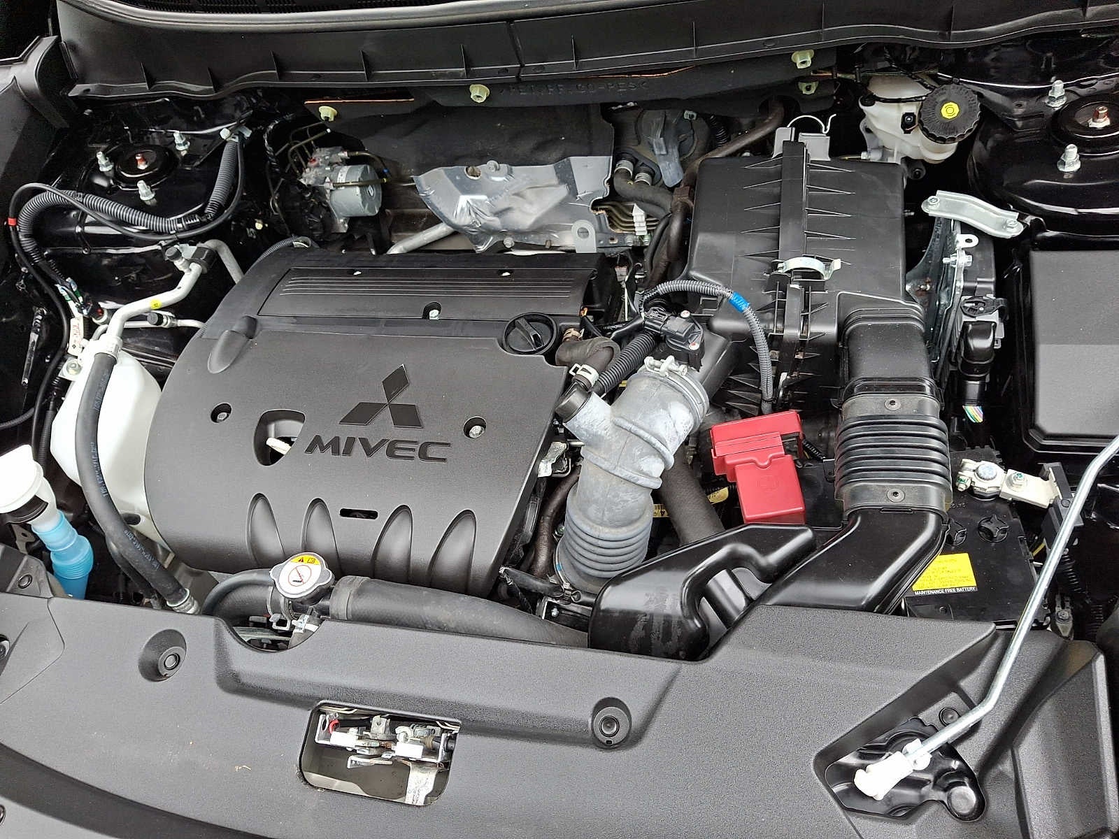 2025 Mitsubishi Outlander Sport LE