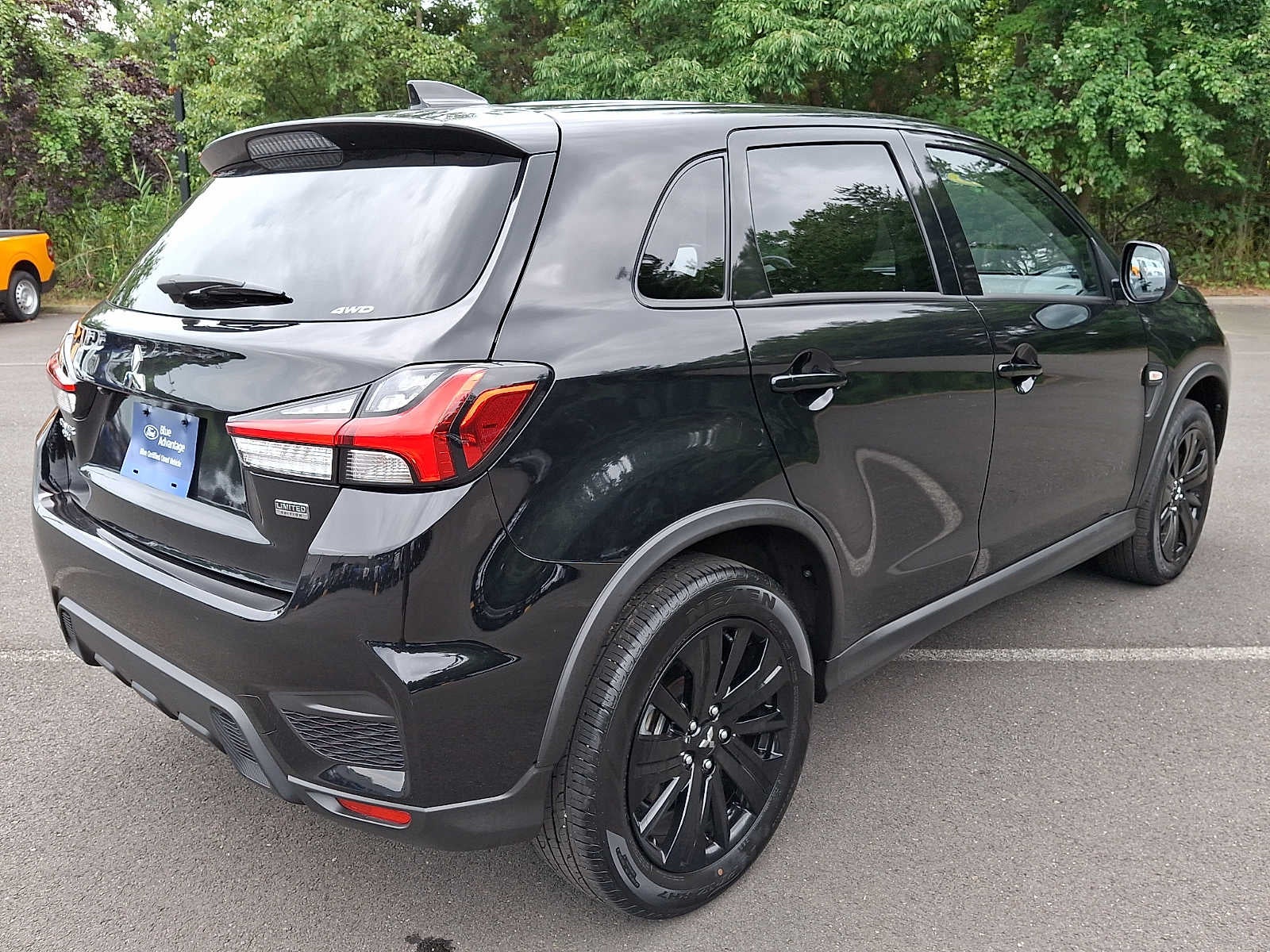 2025 Mitsubishi Outlander Sport LE