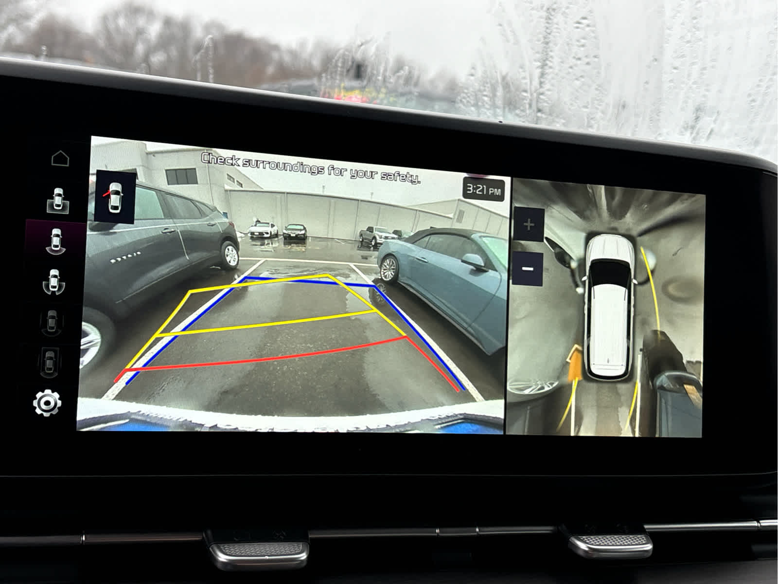 2024 Kia Carnival SX