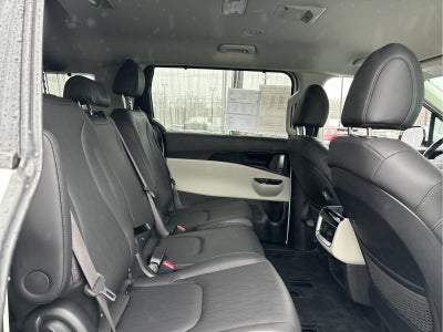 2024 Kia Carnival SX