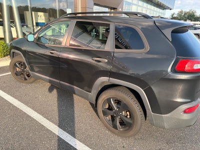2016 Jeep Cherokee Altitude