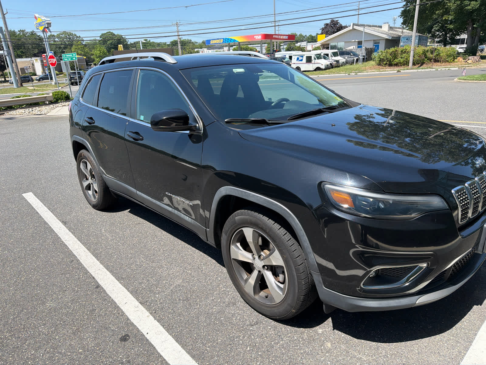 2019 Jeep Cherokee Limited 4X4's photo