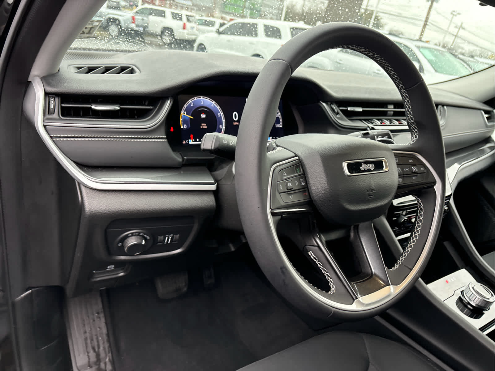 2023 Jeep Grand Cherokee Laredo
