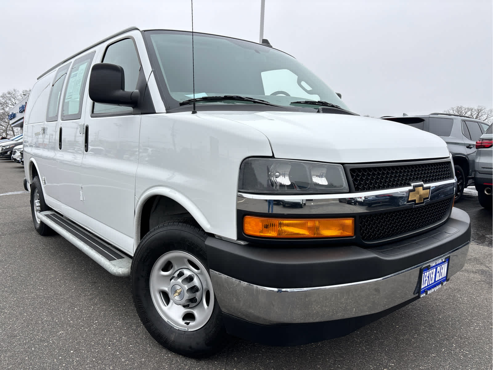 2024 Chevrolet Express Cargo Van RWD 2500 135"