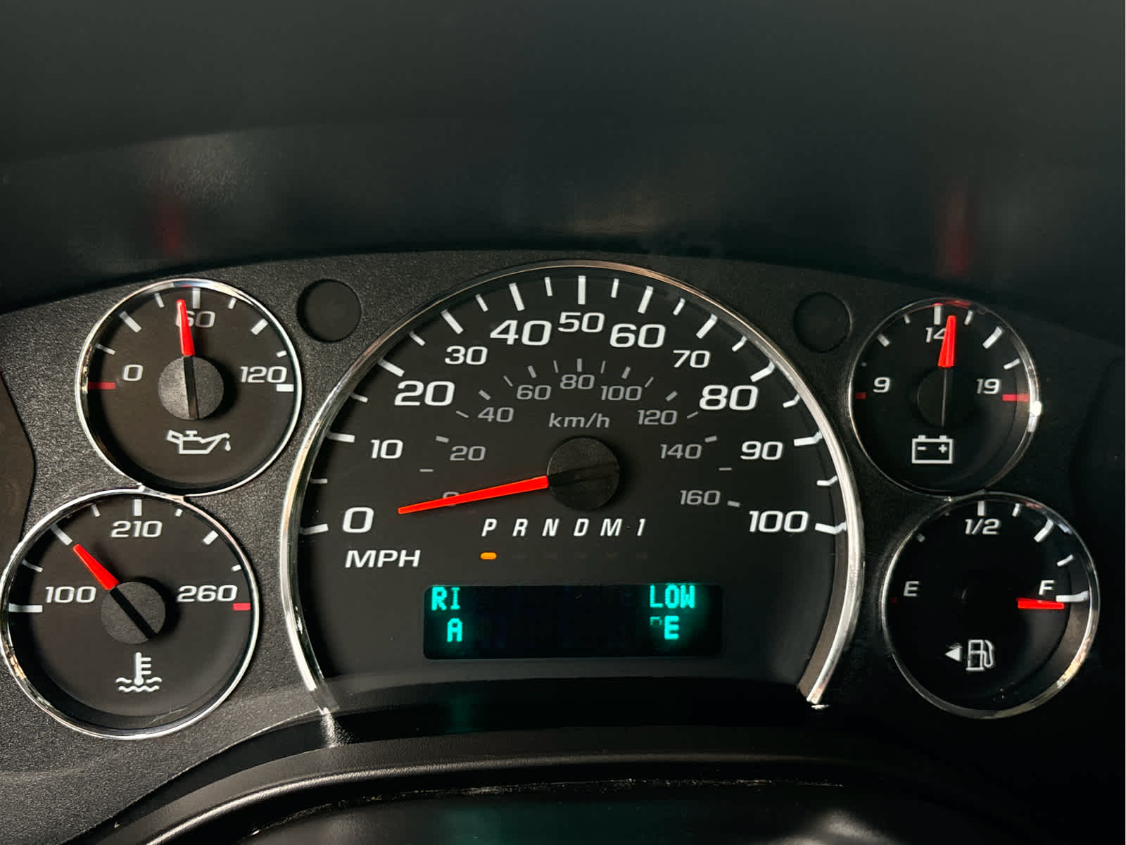 2024 Chevrolet Express Cargo Van RWD 2500 135"