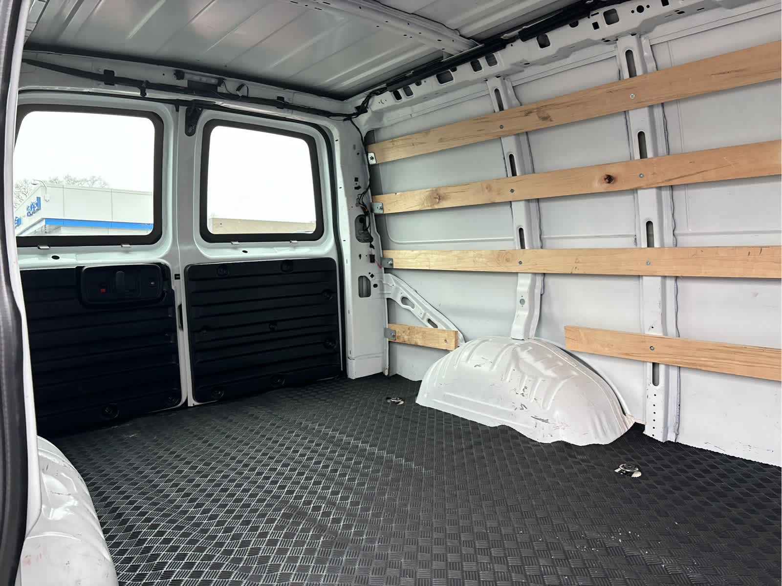 2024 Chevrolet Express Cargo Van RWD 2500 135"