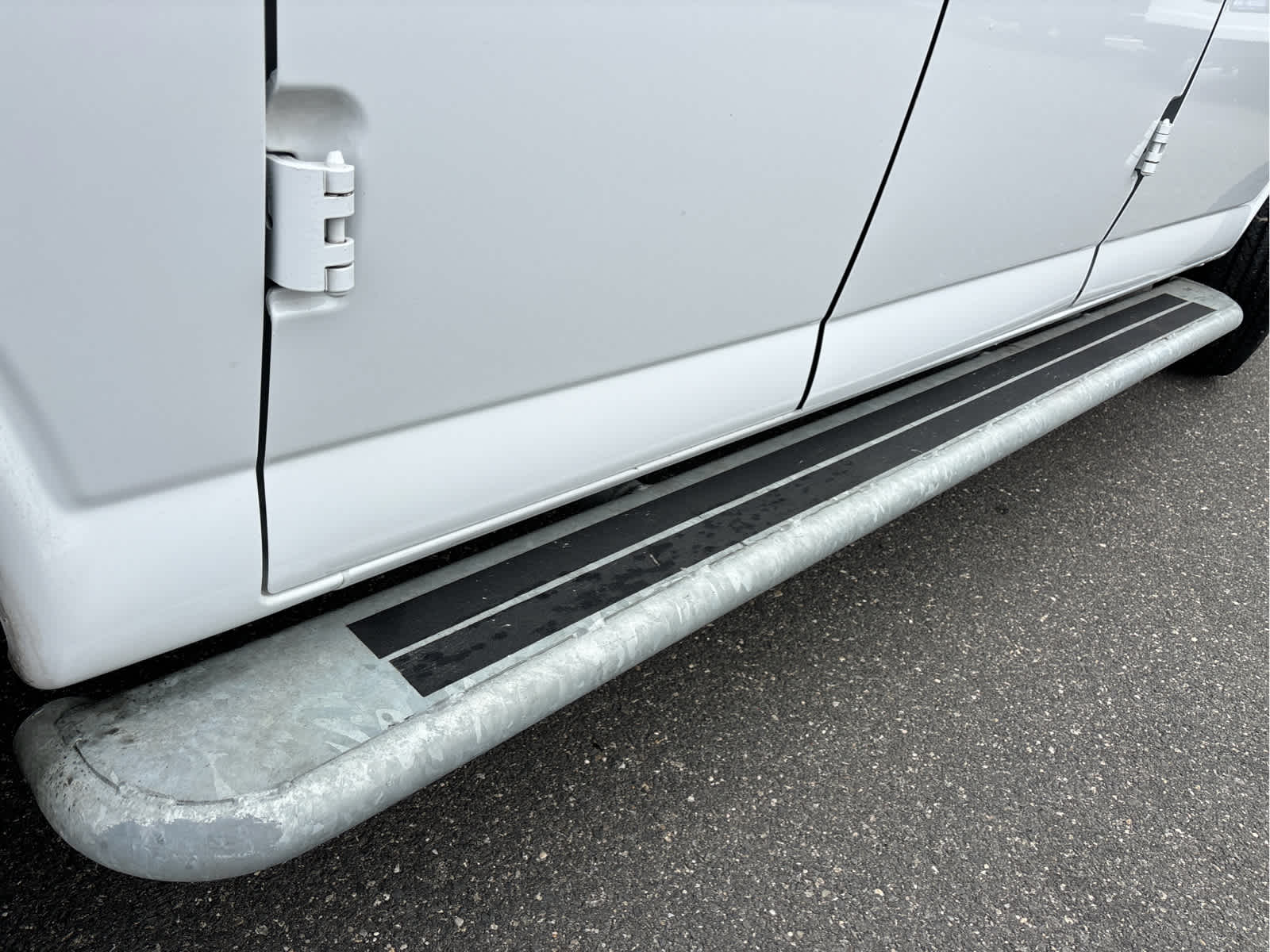 2024 Chevrolet Express Cargo Van RWD 2500 135"