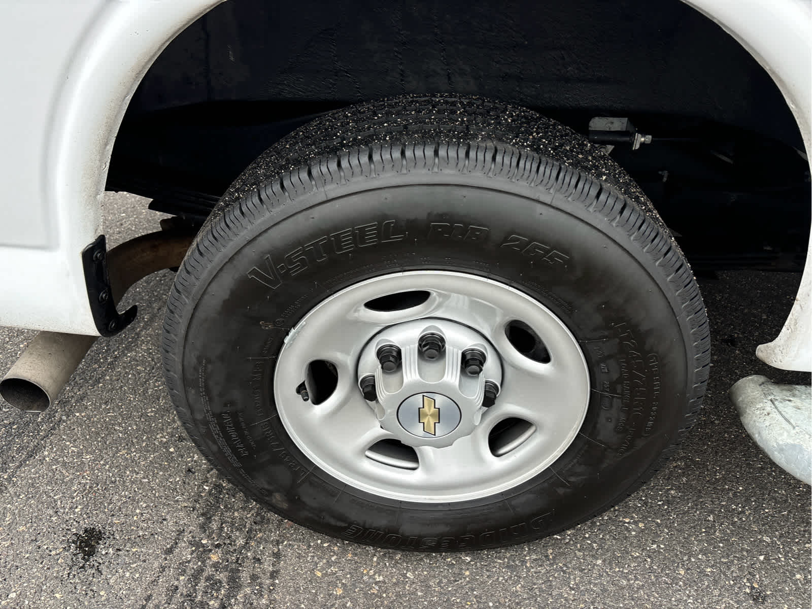 2024 Chevrolet Express Cargo Van RWD 2500 135"