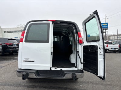 2024 Chevrolet Express Cargo Van RWD 2500 135"