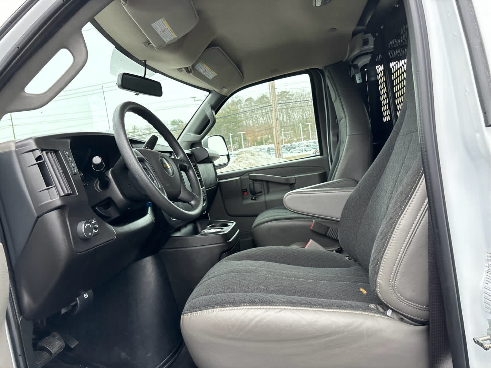 2024 Chevrolet Express Cargo Van RWD 2500 135"