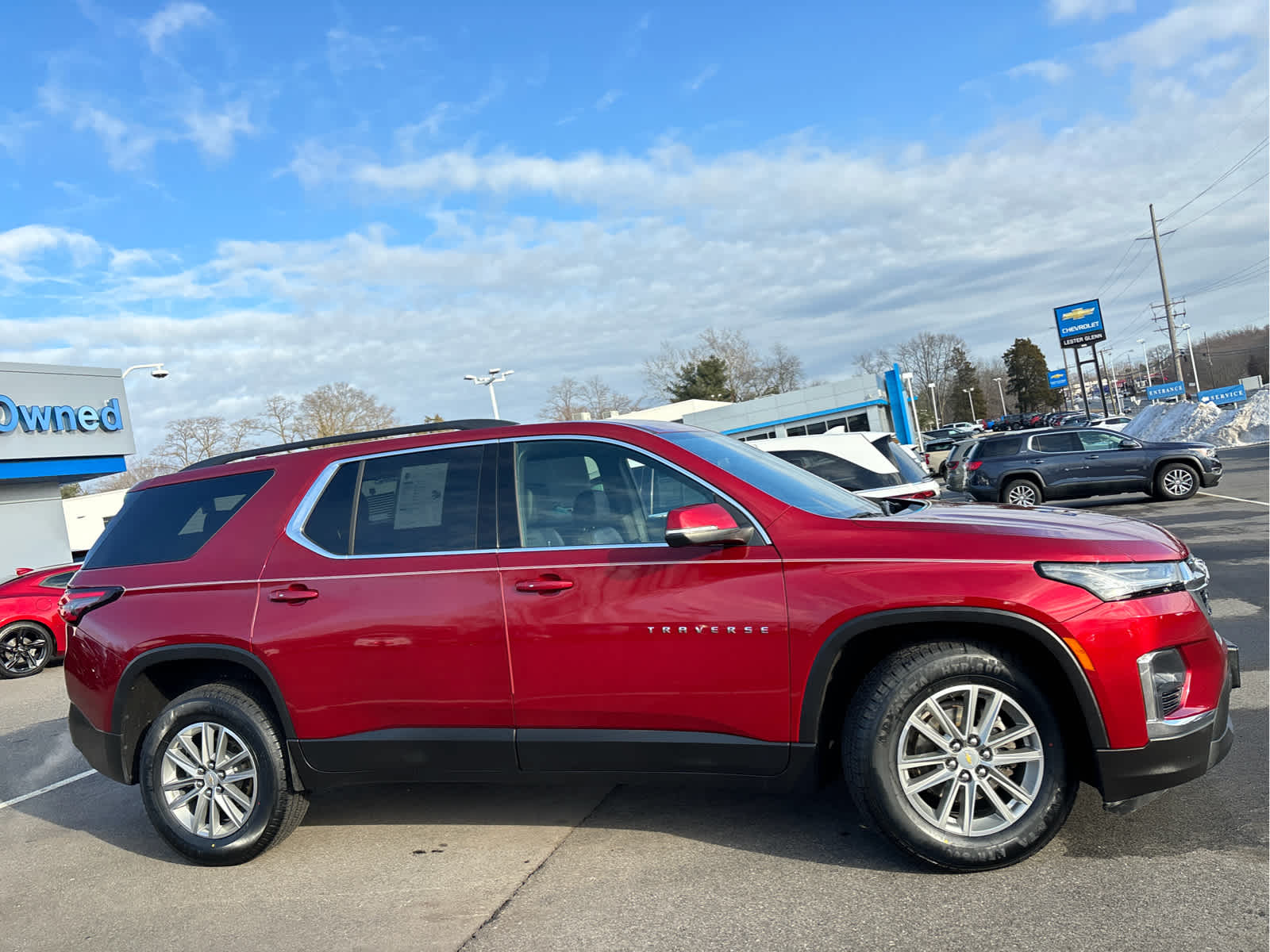2023 Chevrolet Traverse LT Leather