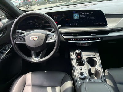 2024 Cadillac XT4 FWD Luxury