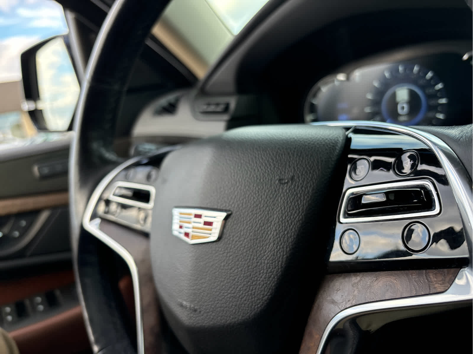 2019 Cadillac Escalade Premium Luxury