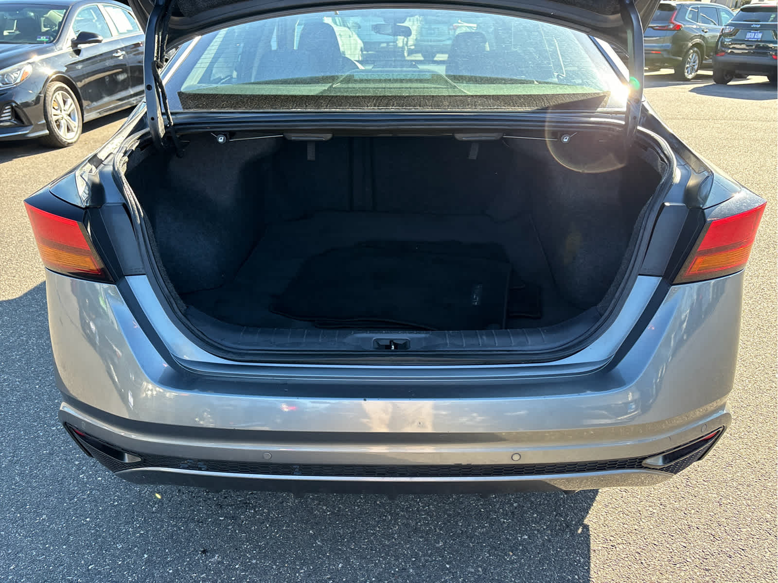 2021 Nissan Altima 2.5 SV