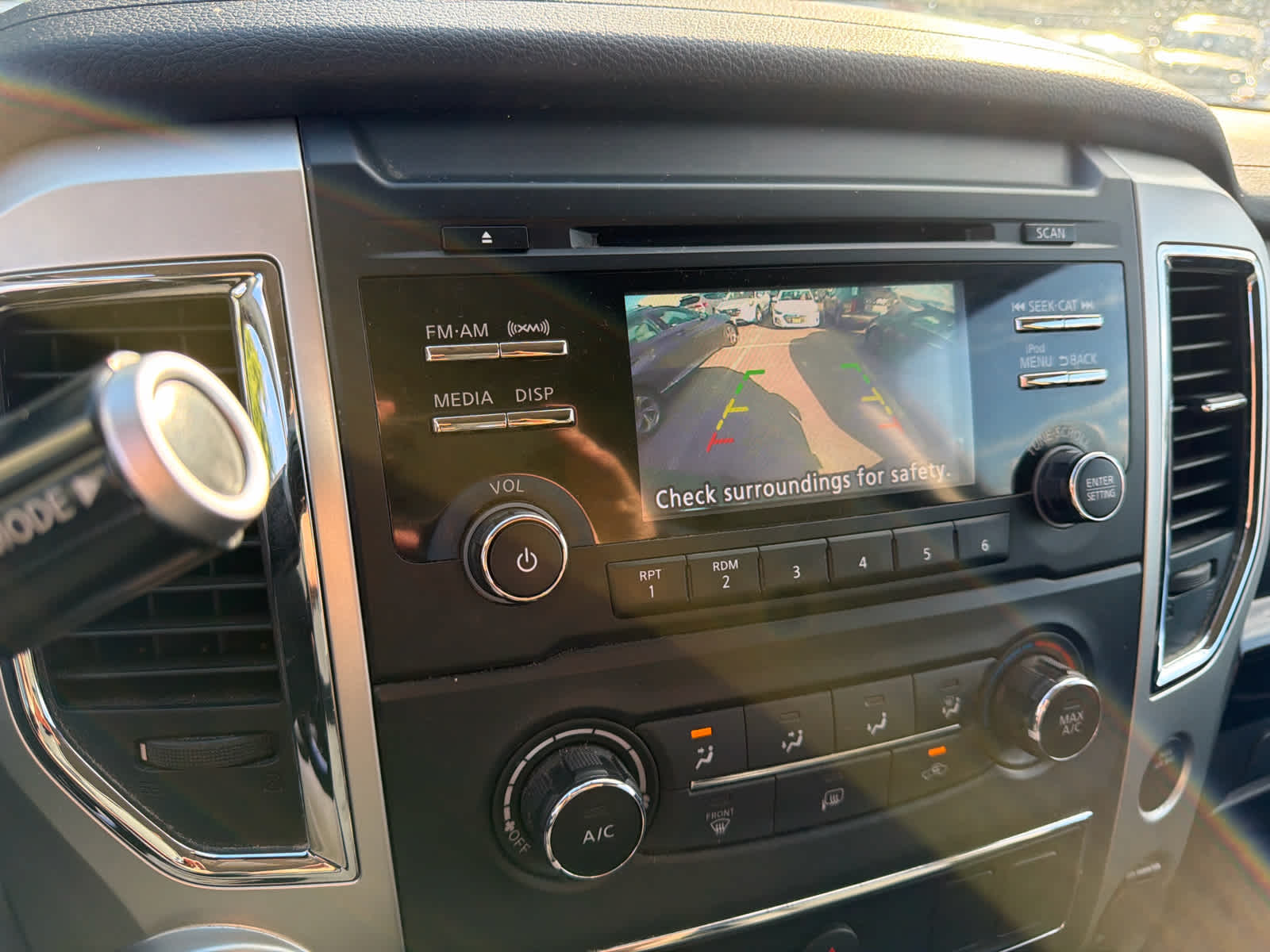 2018 Nissan Titan SV