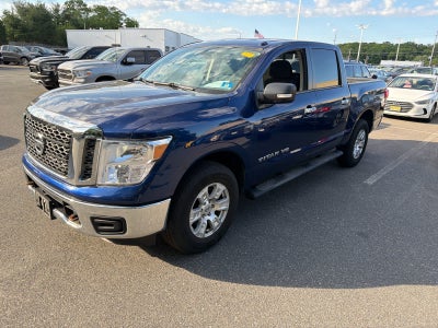 2018 Nissan Titan SV