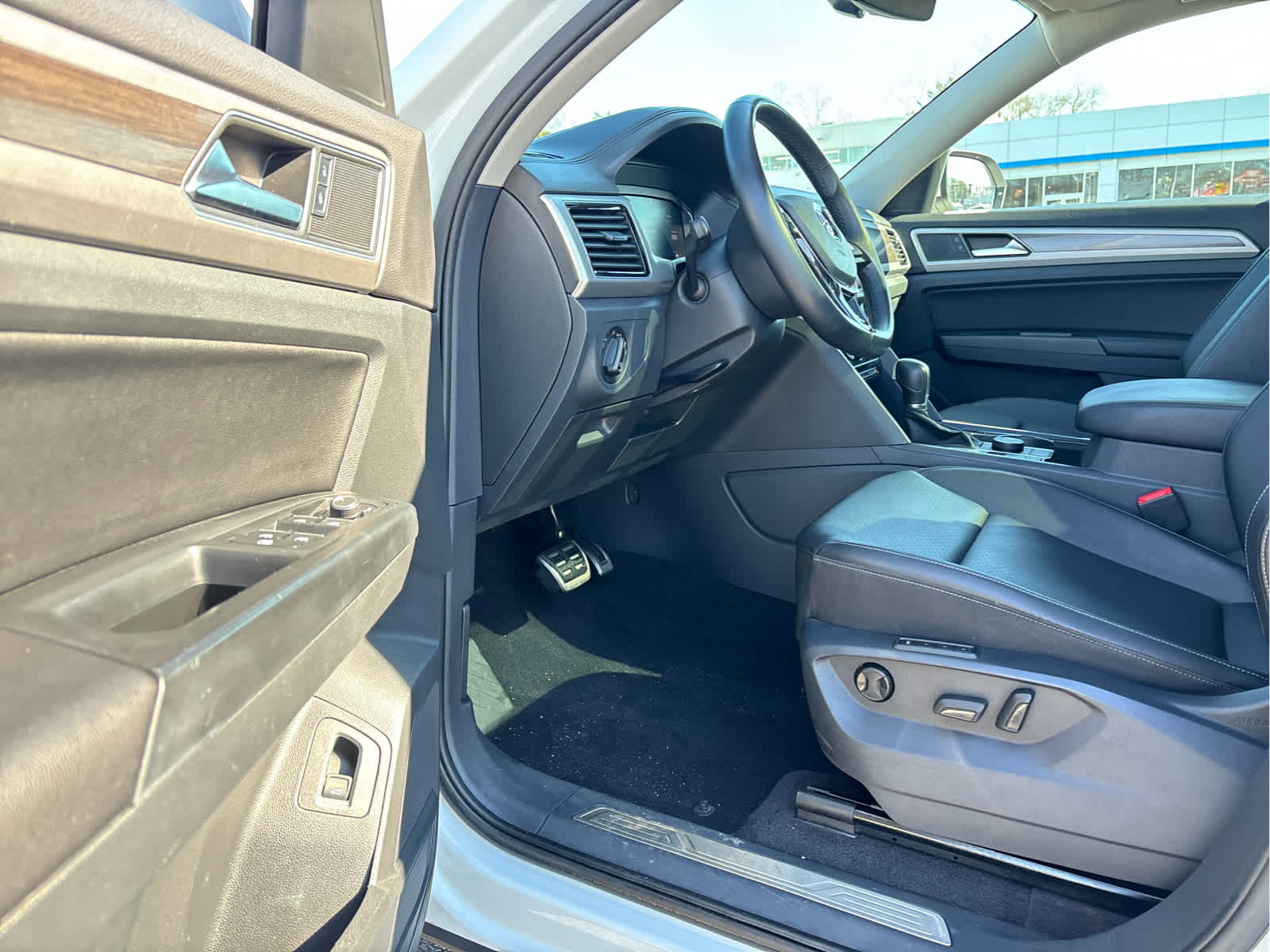 2019 Volkswagen Atlas 3.6L V6 SEL R-Line