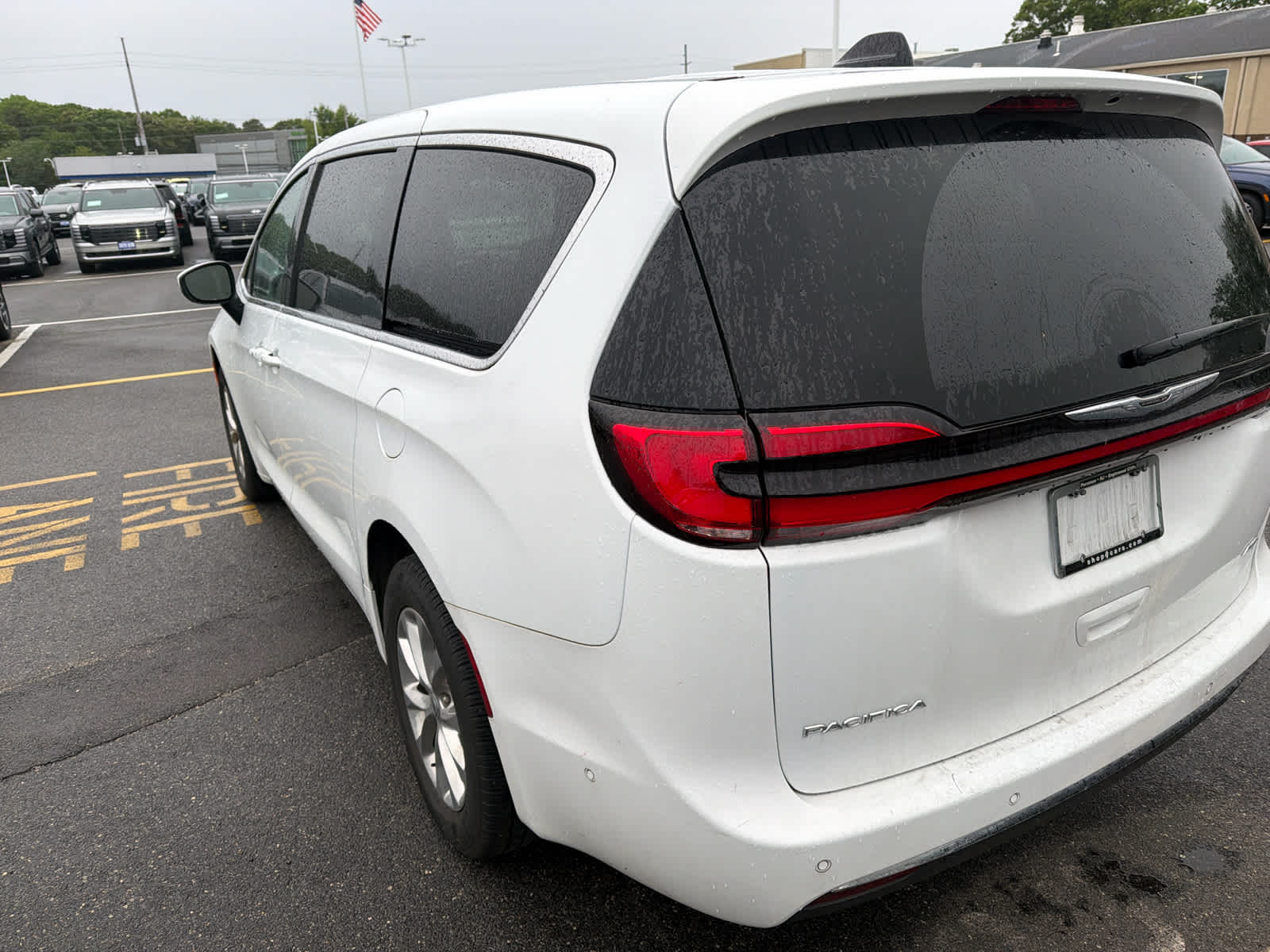 2023 Chrysler Pacifica Touring L