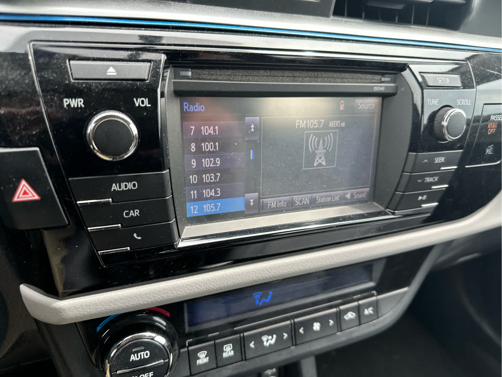 2015 Toyota Corolla LE