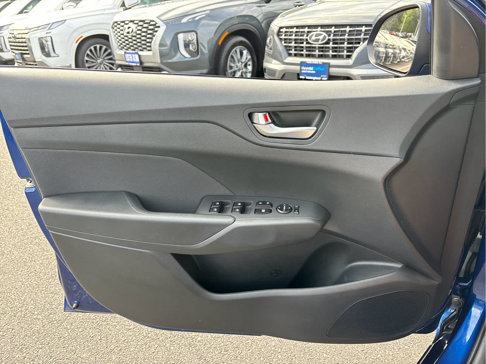 2022 Hyundai ACCENT SE