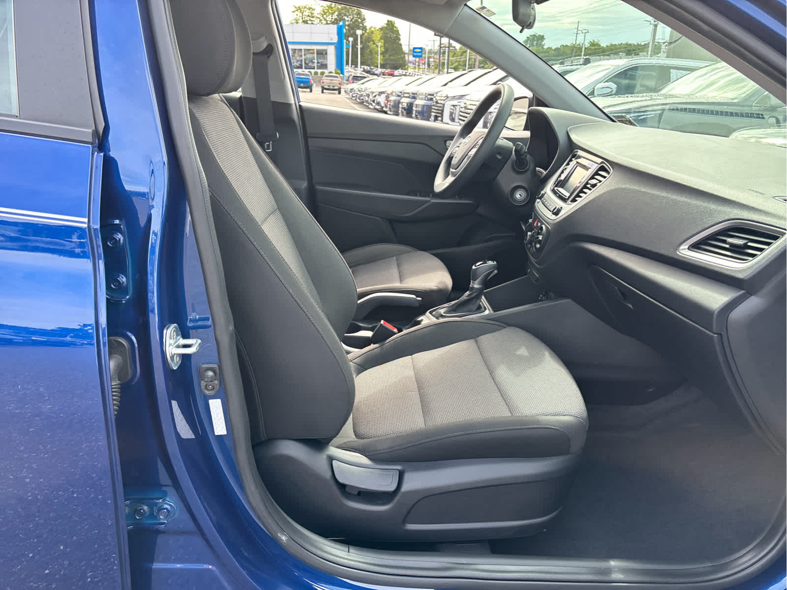2022 Hyundai ACCENT SE