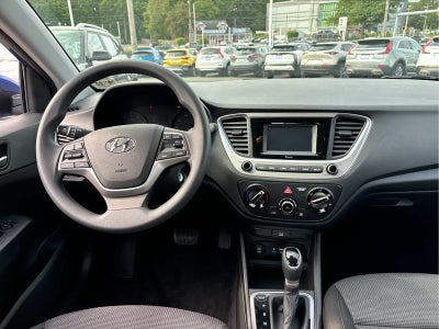 2022 Hyundai ACCENT SE