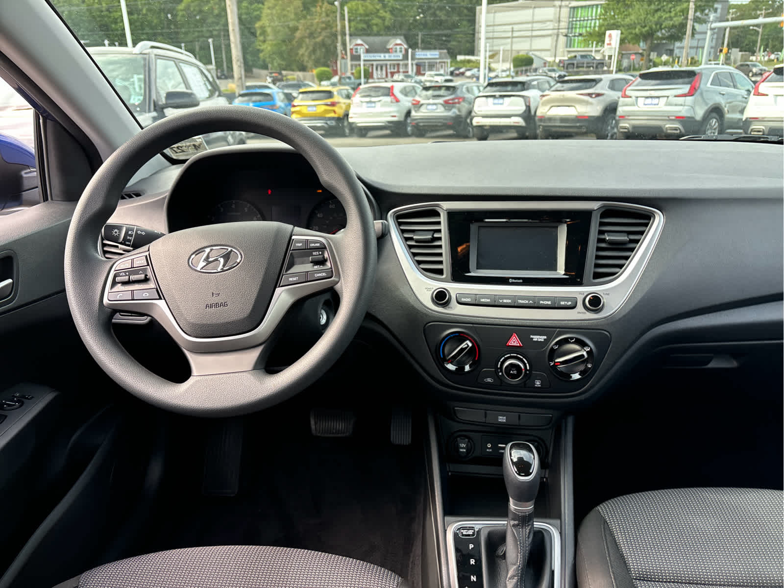 2022 Hyundai ACCENT SE