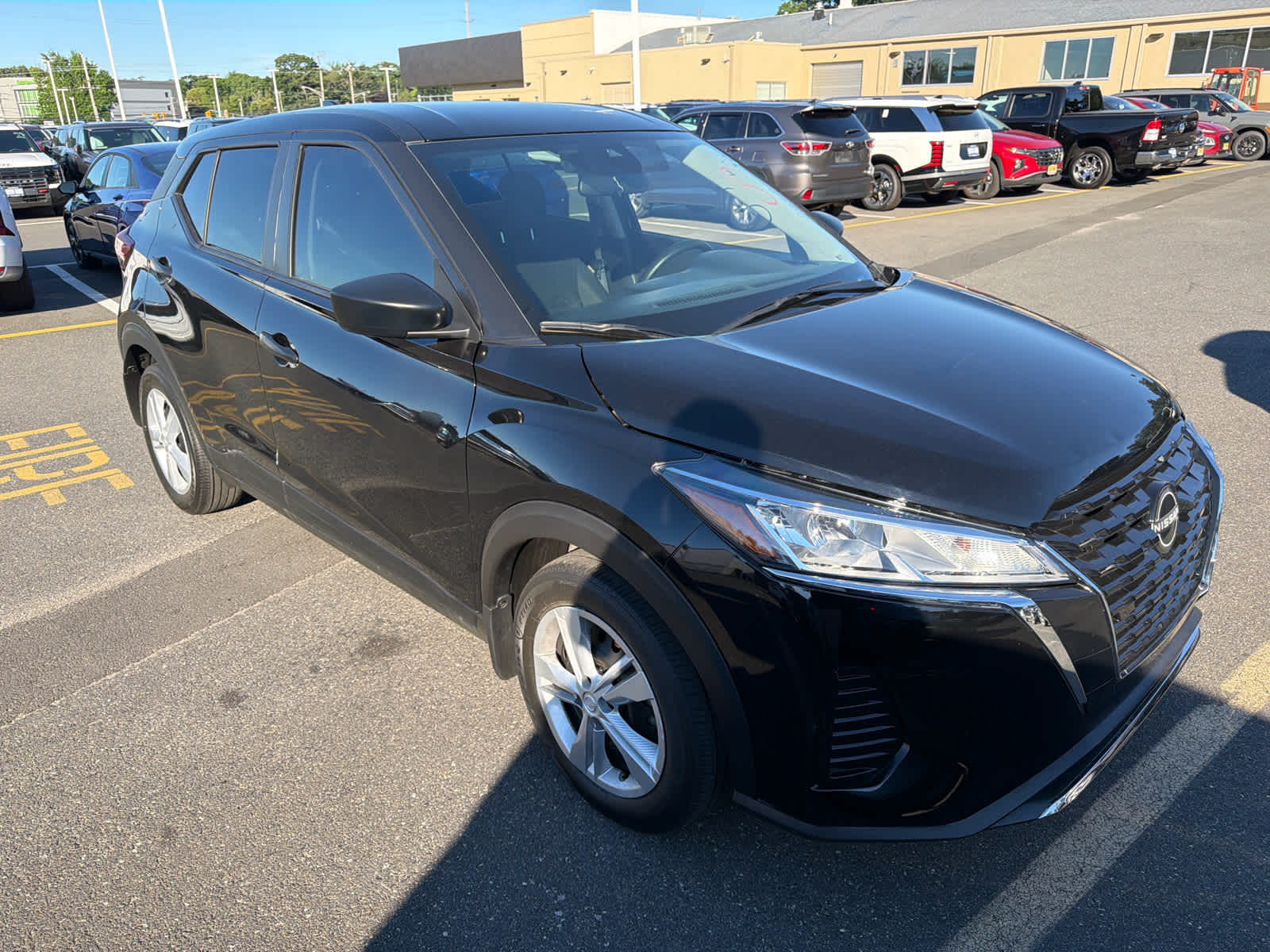 2025 Nissan Kicks Play S
