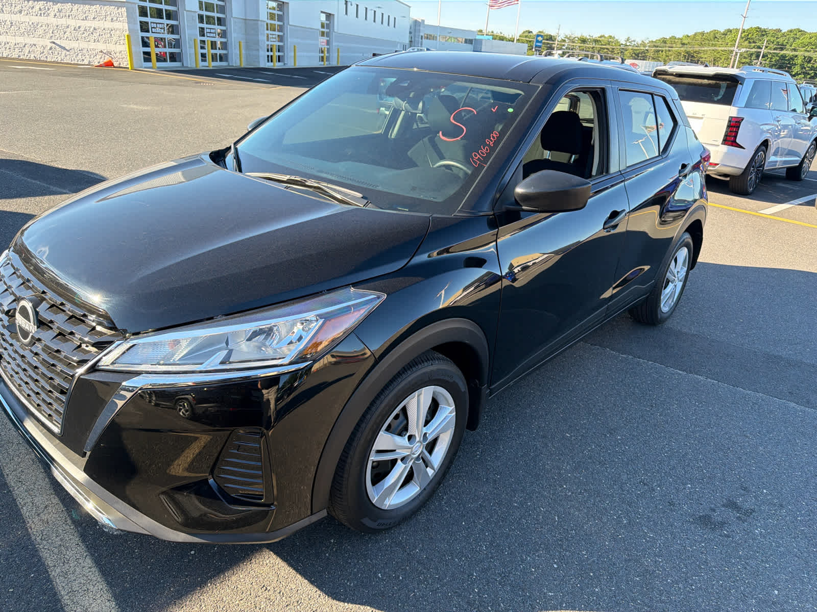 2025 Nissan Kicks Play S