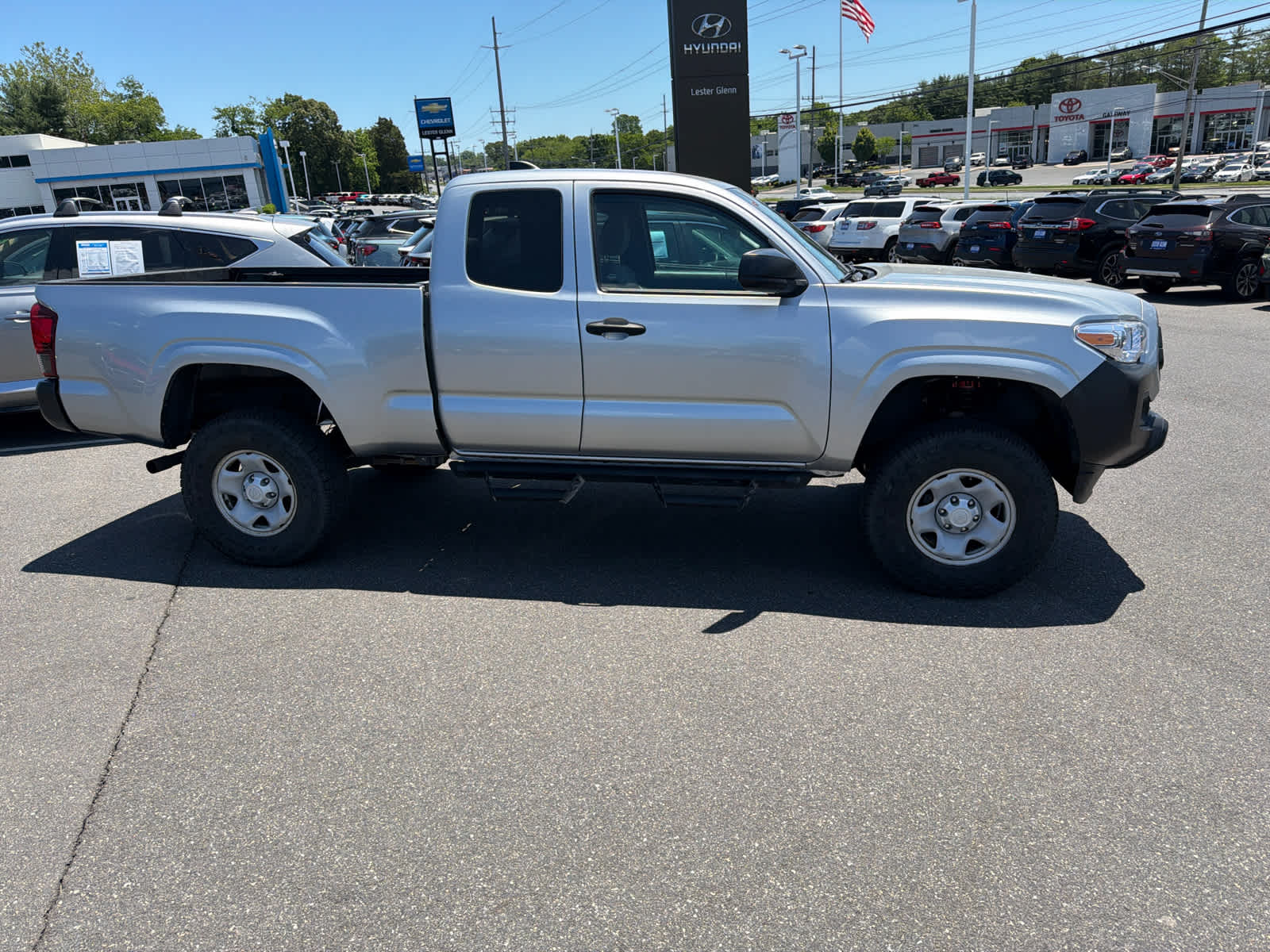 2022 Toyota Tacoma SR