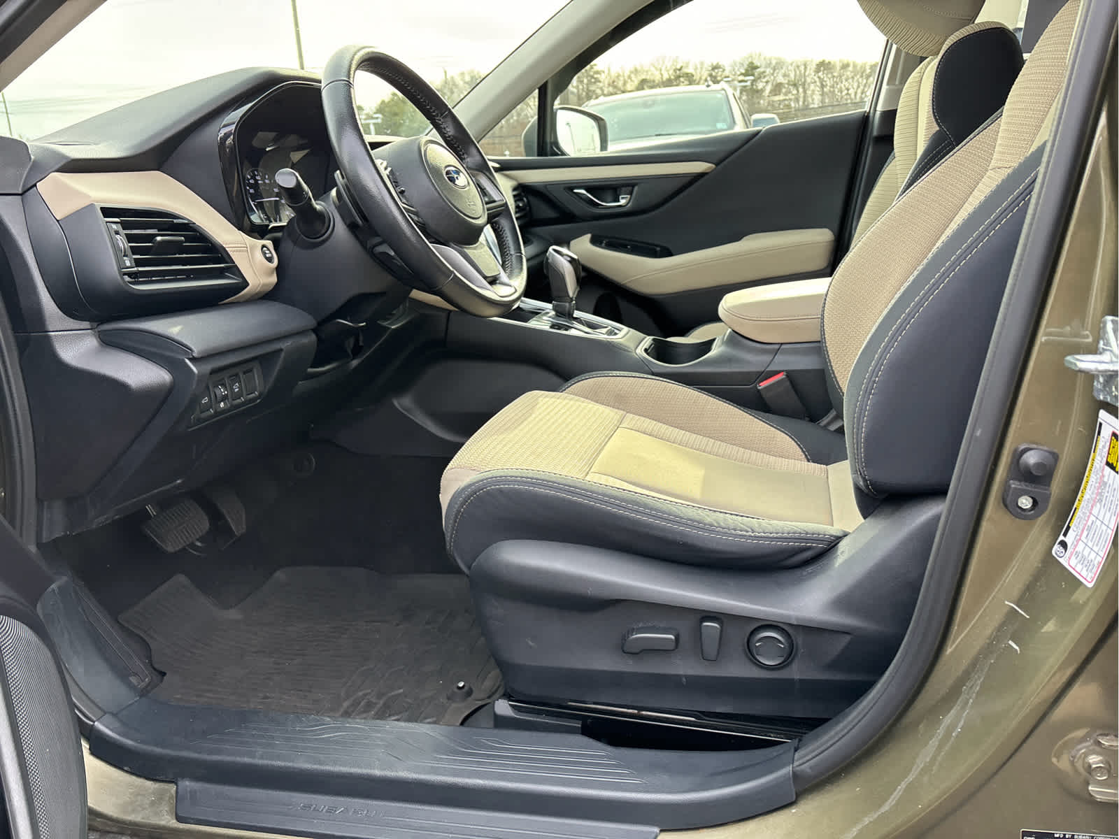 2022 Subaru Outback Premium