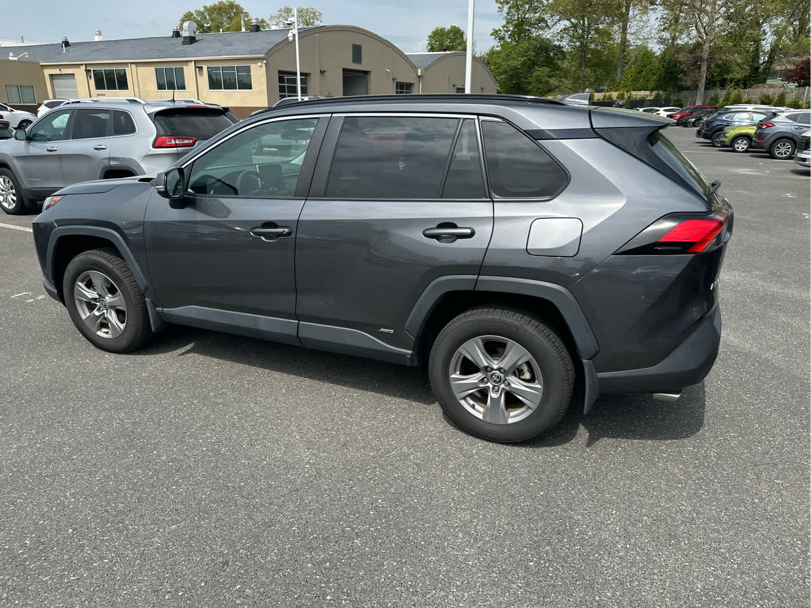 2023 Toyota RAV4 Hybrid XLE