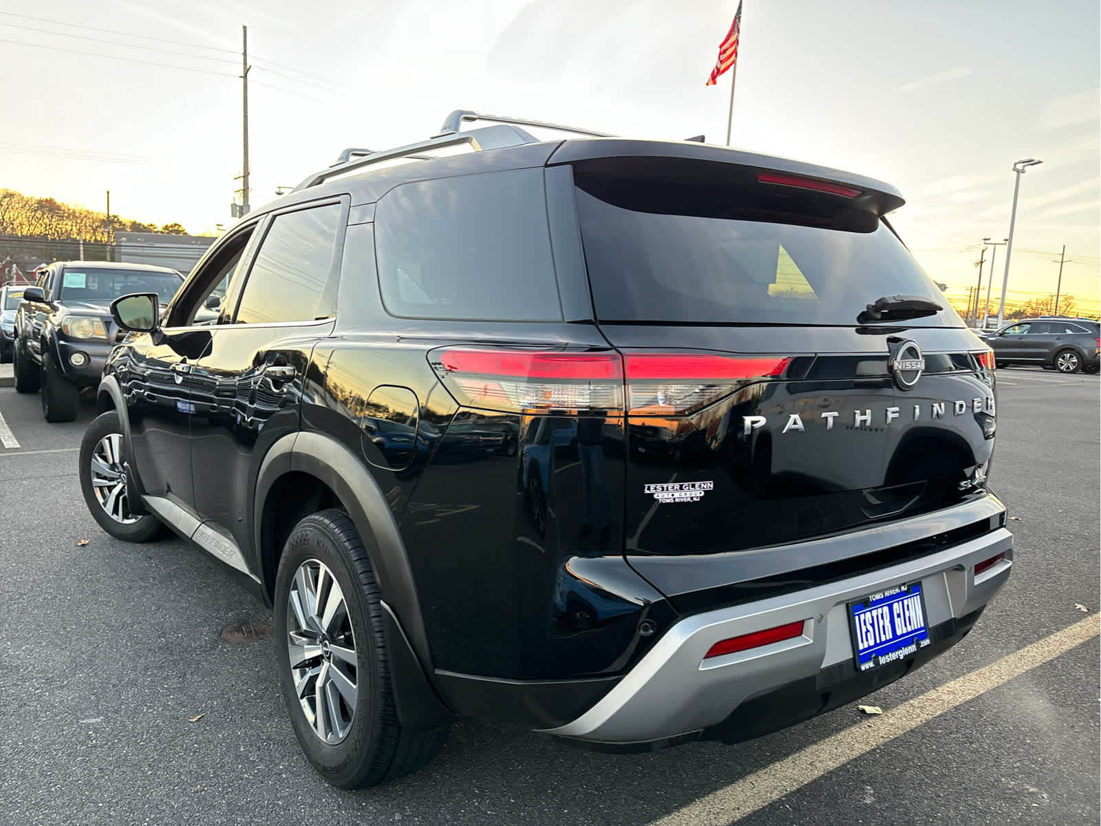 2023 Nissan Pathfinder SL