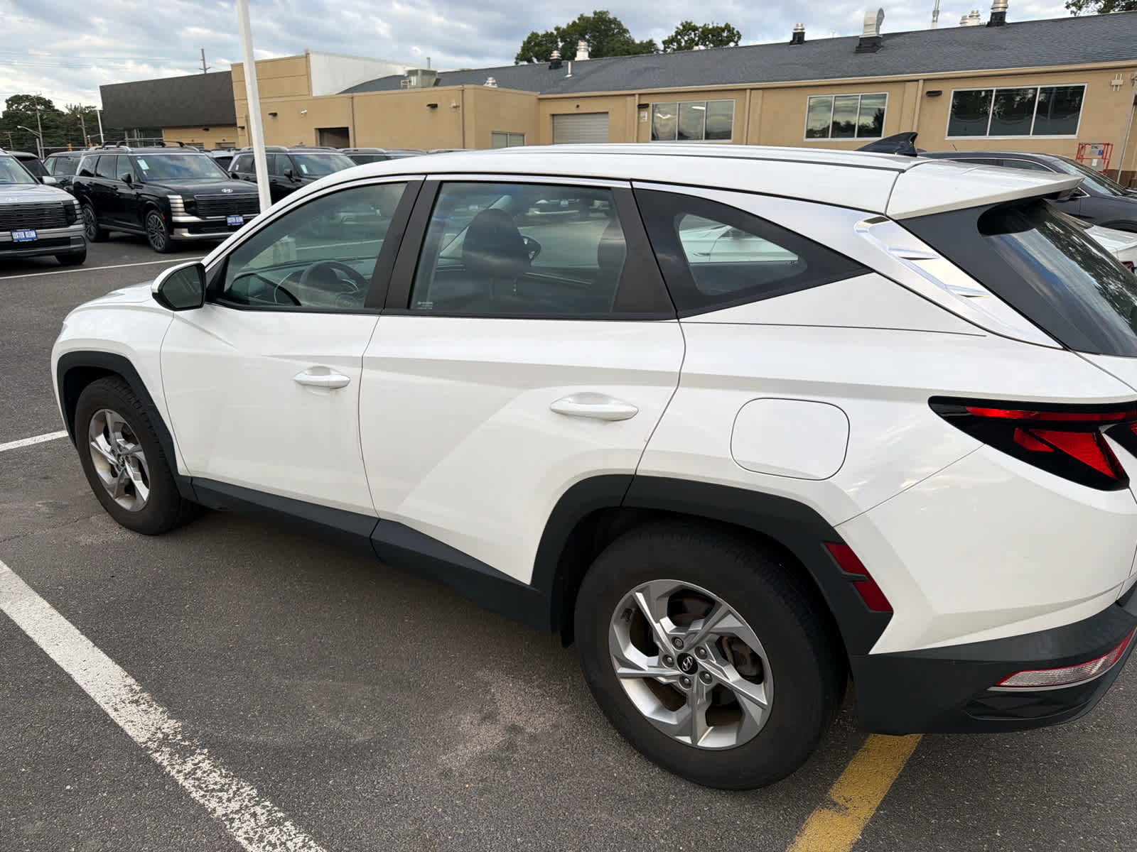 2024 Hyundai TUCSON SE