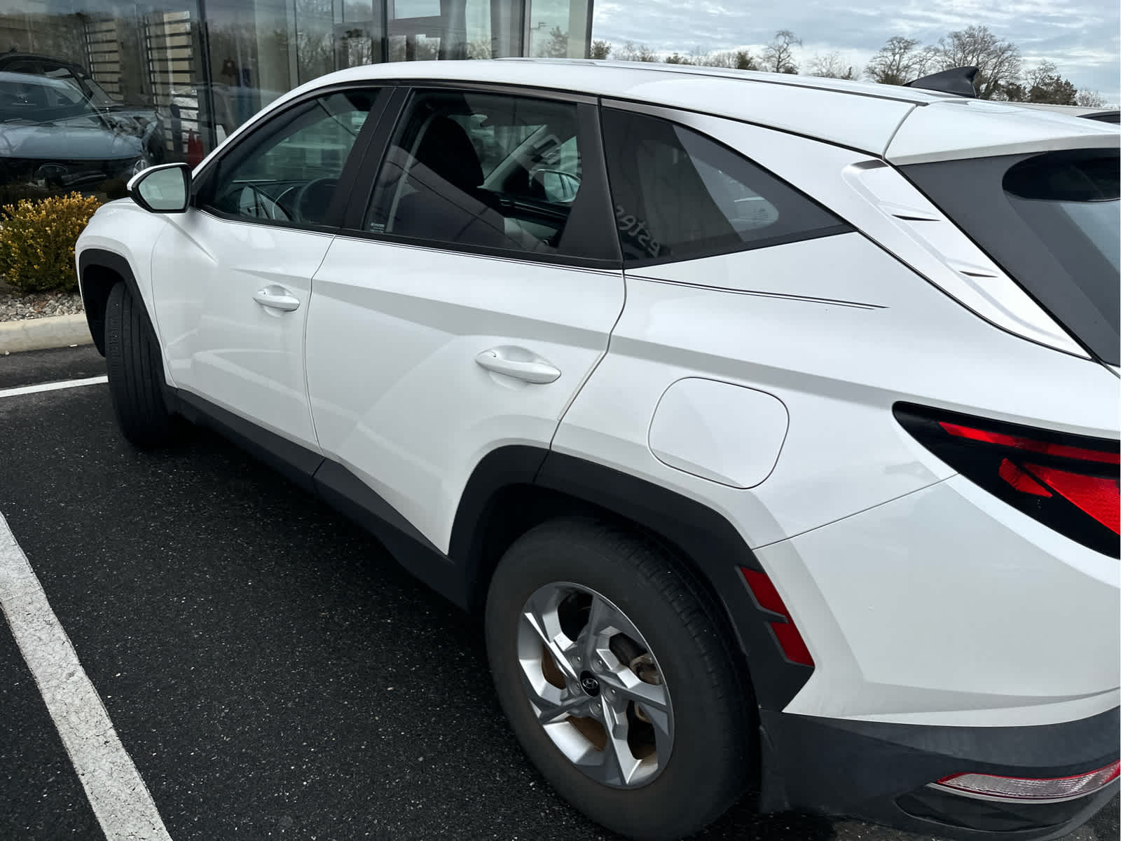 2023 Hyundai TUCSON SE