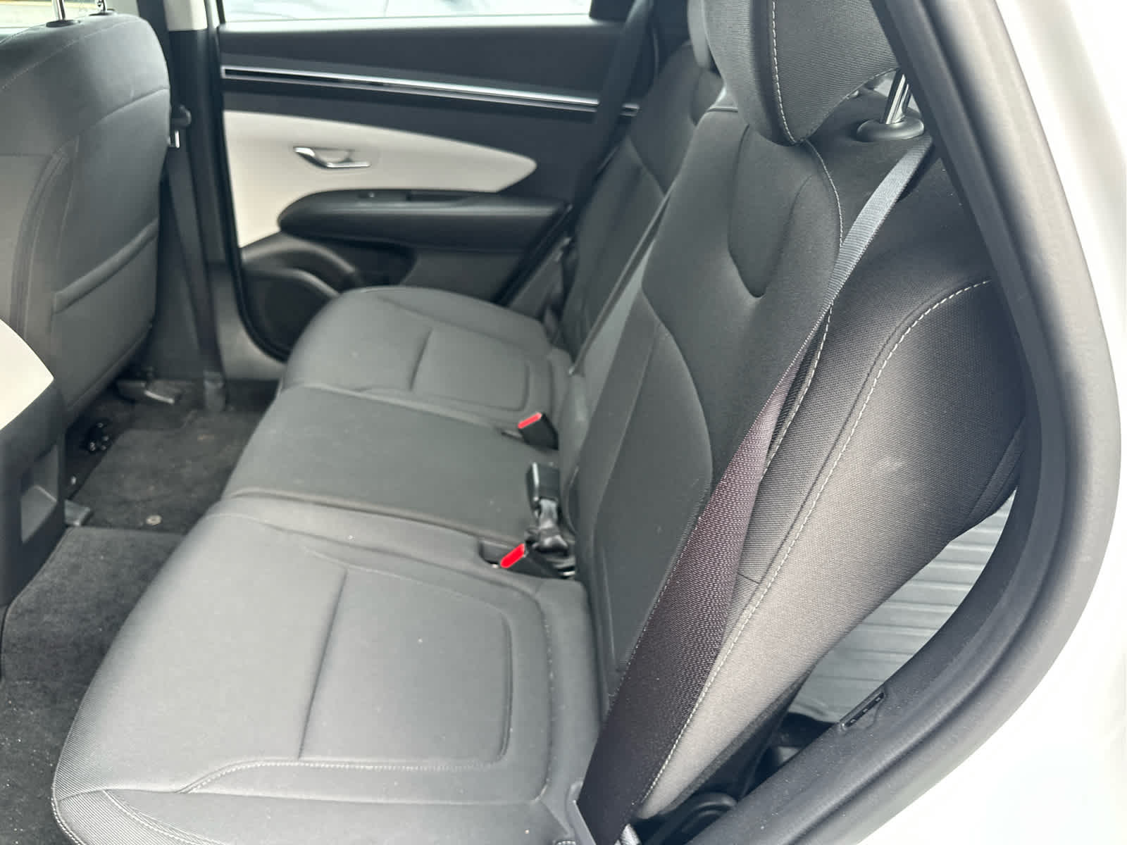 2023 Hyundai TUCSON SE