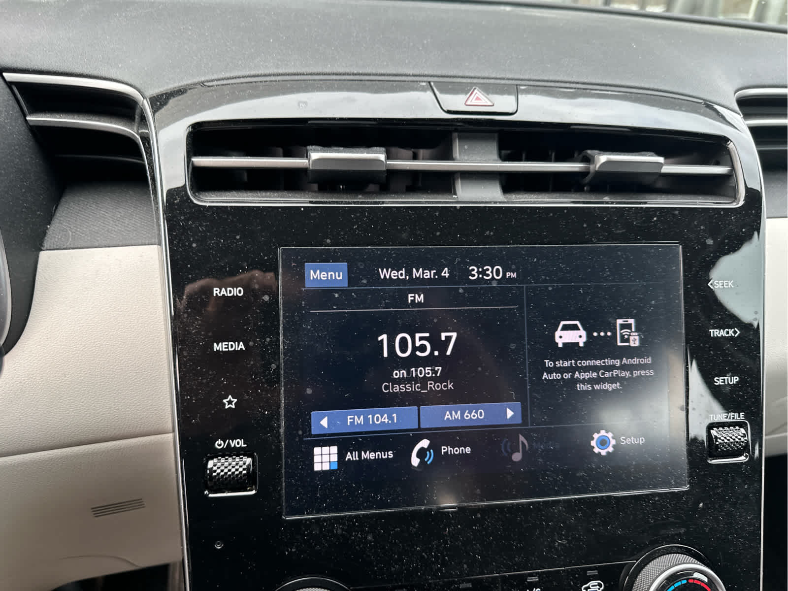 2023 Hyundai TUCSON SE