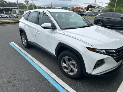 2023 Hyundai TUCSON SE