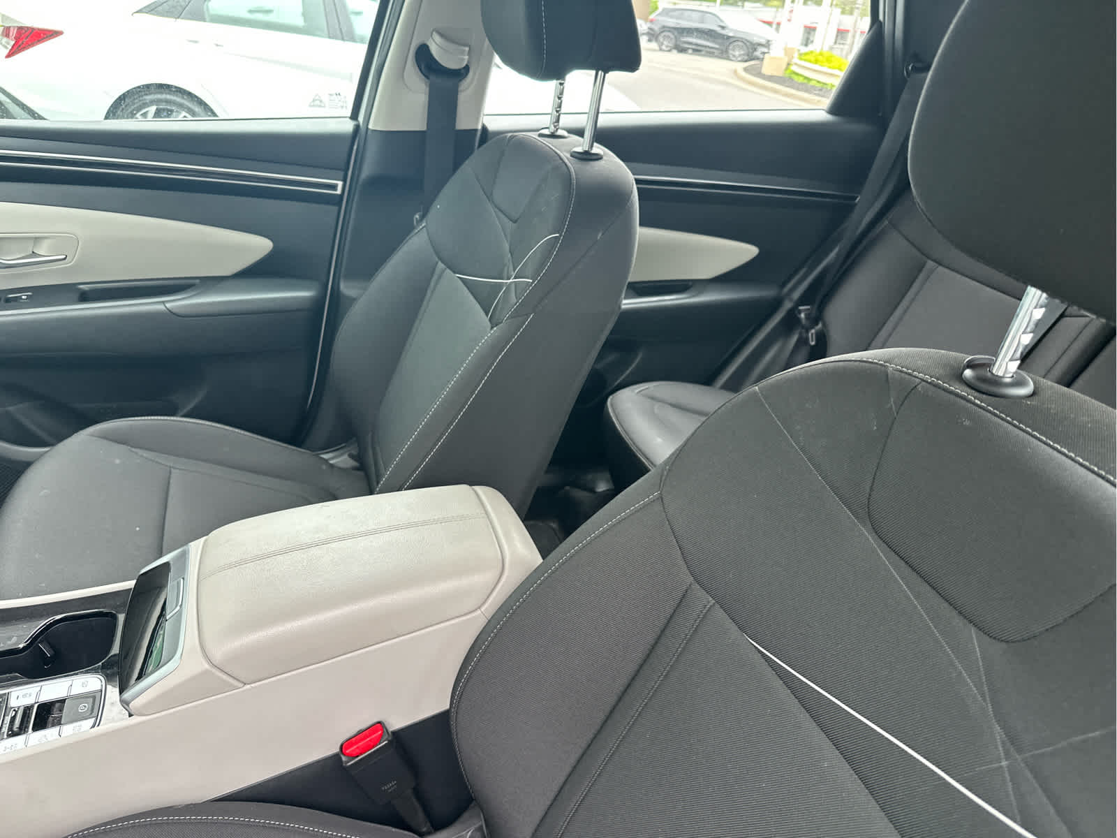 2023 Hyundai TUCSON SE