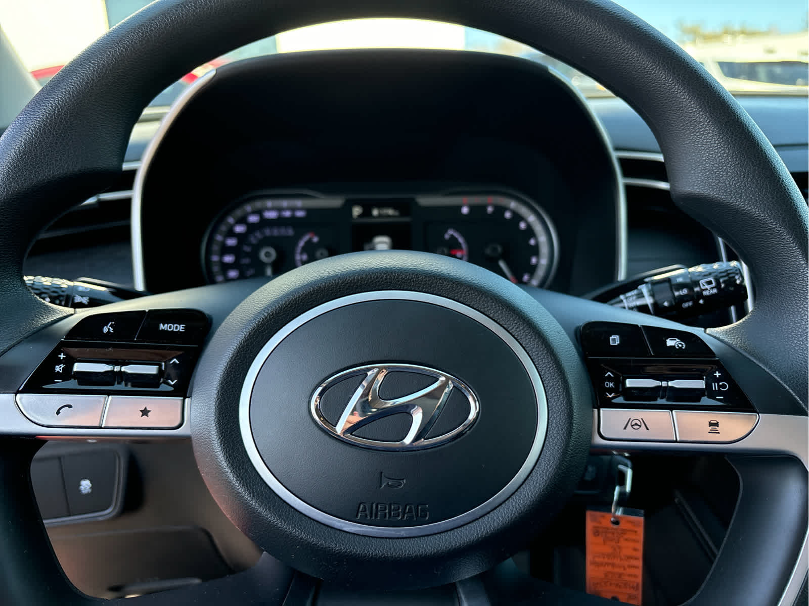 2023 Hyundai TUCSON SE