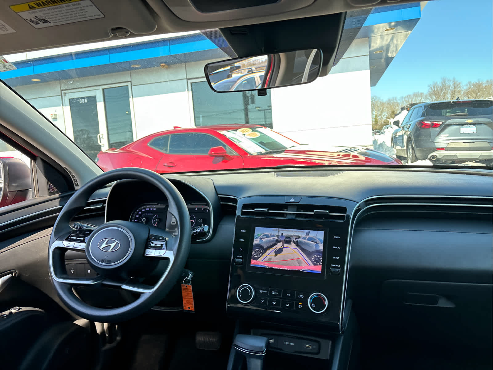 2023 Hyundai TUCSON SE