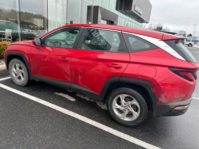 2023 Hyundai TUCSON SE