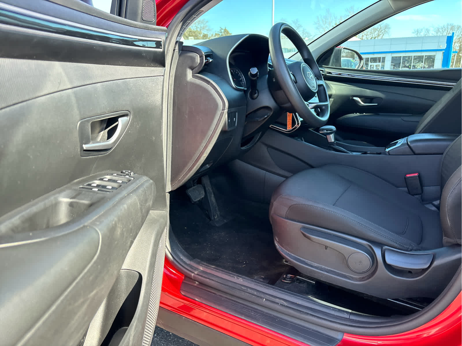 2023 Hyundai TUCSON SE