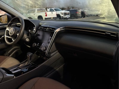 2023 Hyundai TUCSON SE