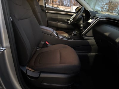 2023 Hyundai TUCSON SE