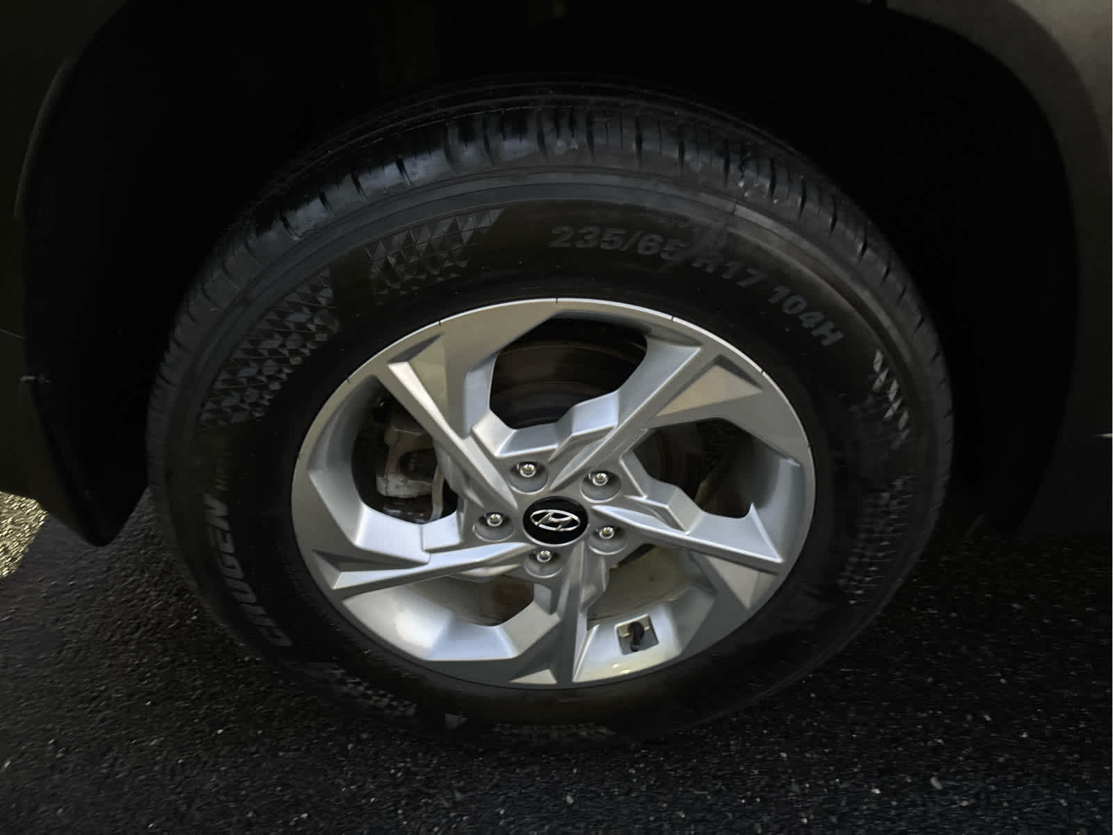 2023 Hyundai TUCSON SE