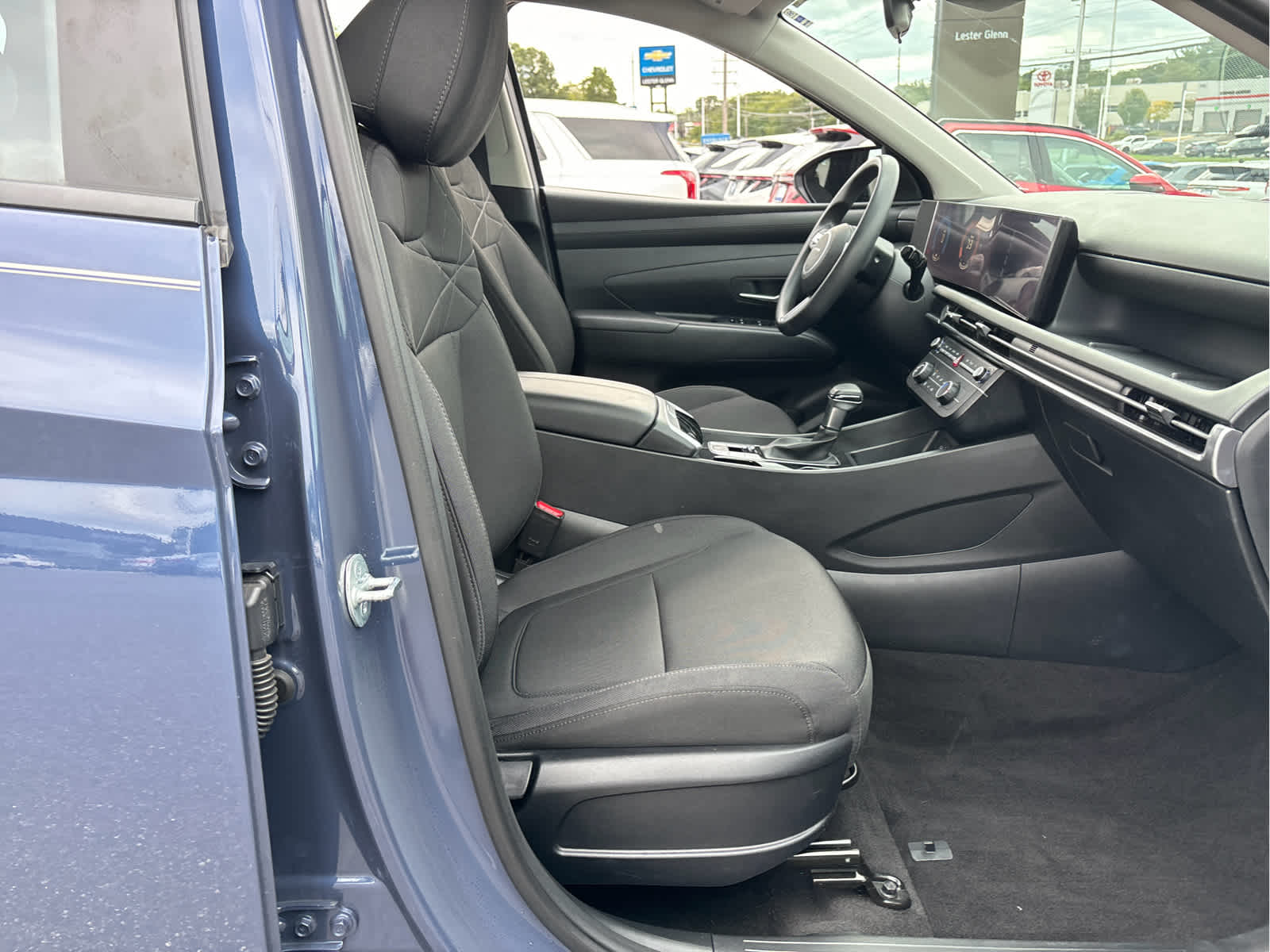 2025 Hyundai TUCSON SE