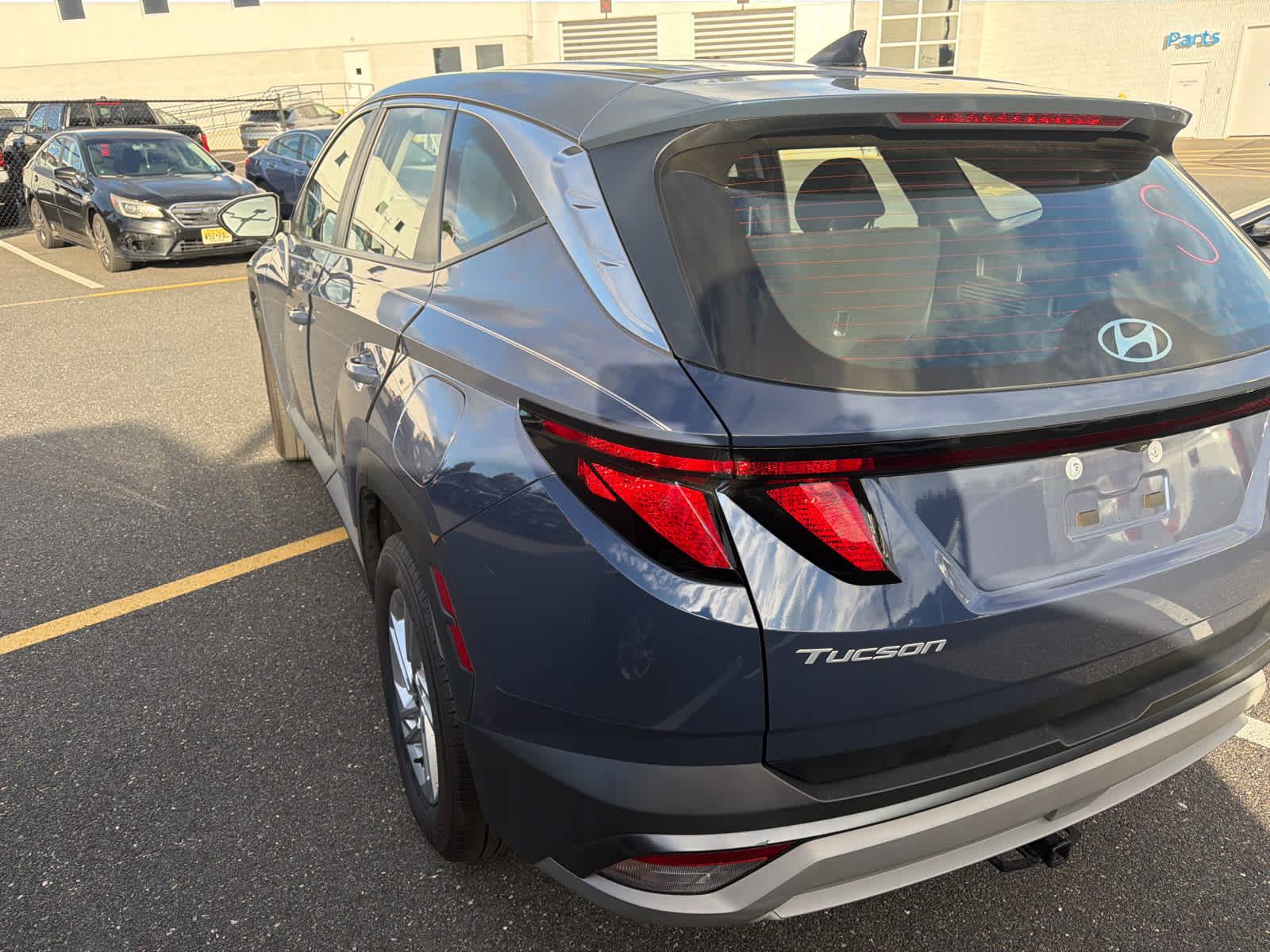 2025 Hyundai TUCSON SE